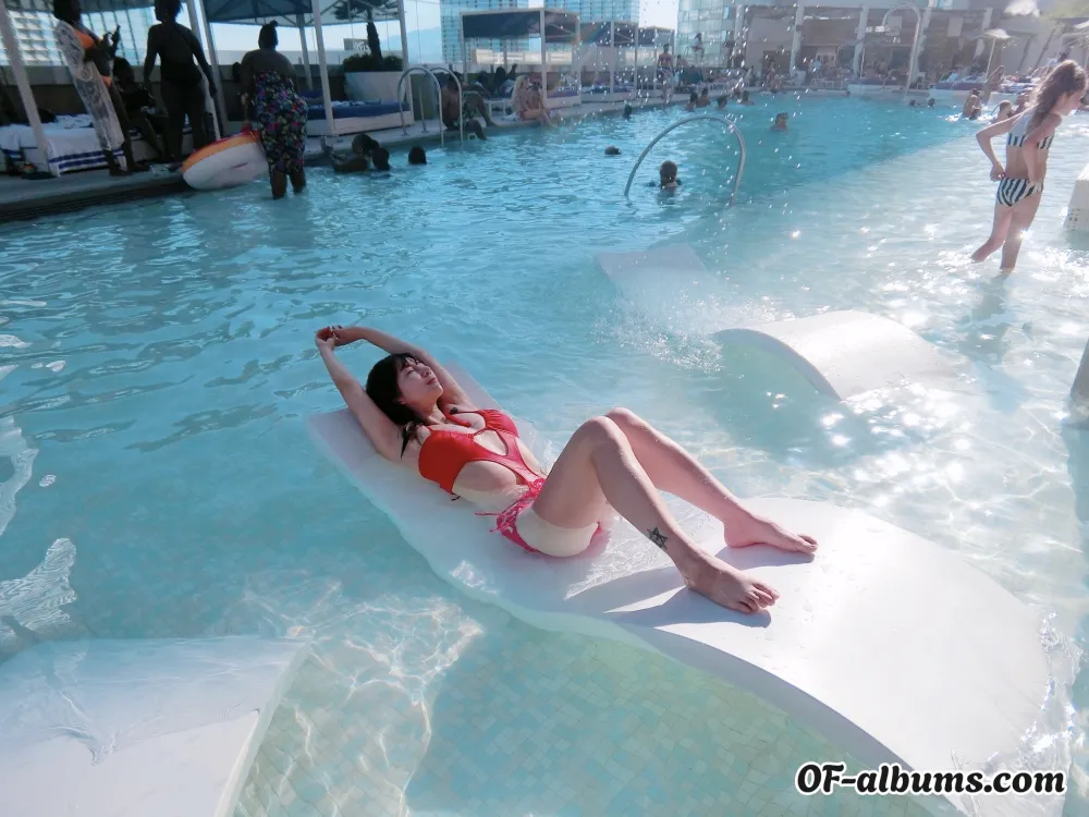 Image #2 of nicolove.cc