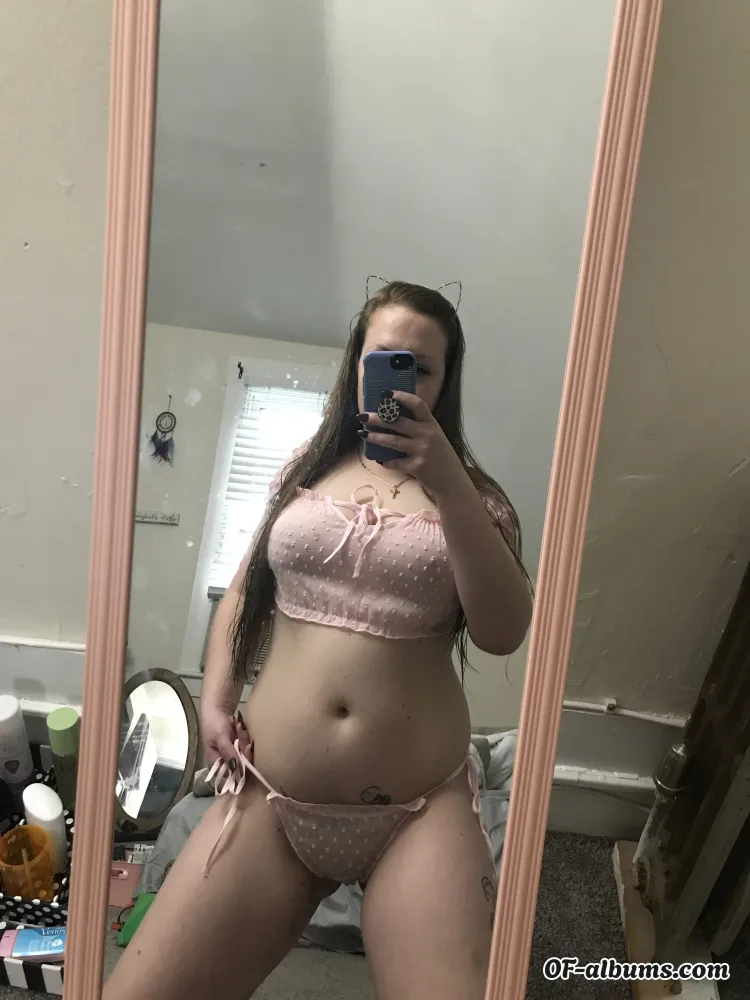 Image #1 of nikkifromthenorth