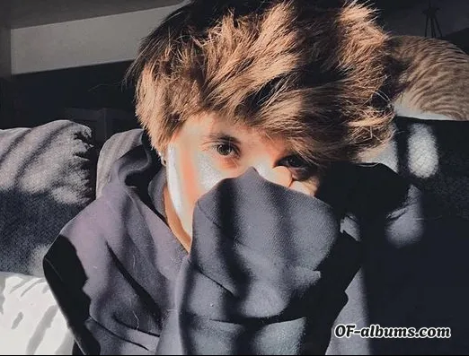 Image #4 of officialwybielo