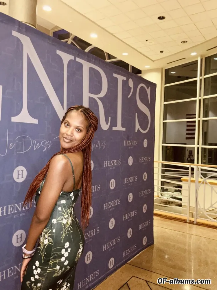 Image #5 of onlychanel