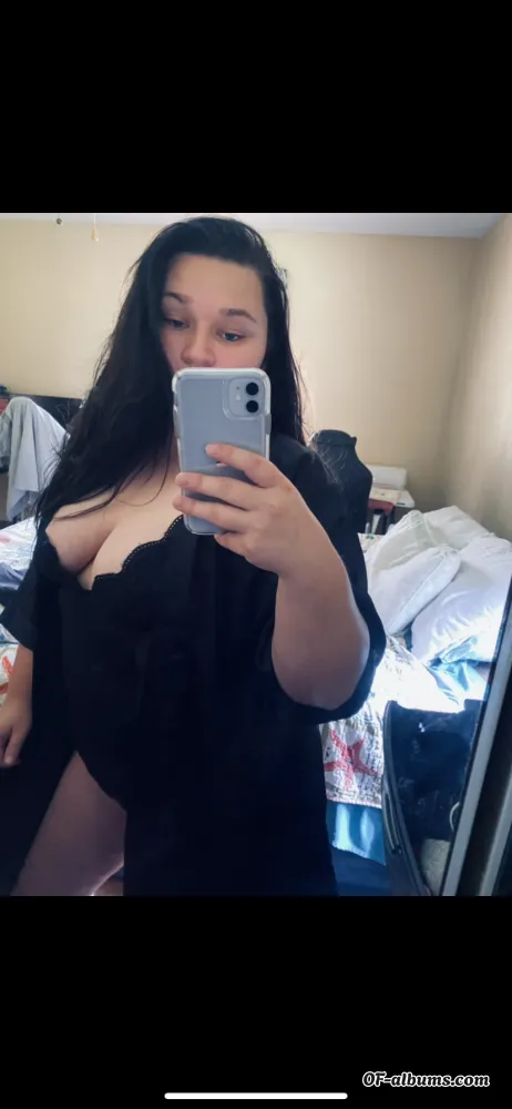 Image #2 of onlycourtney21