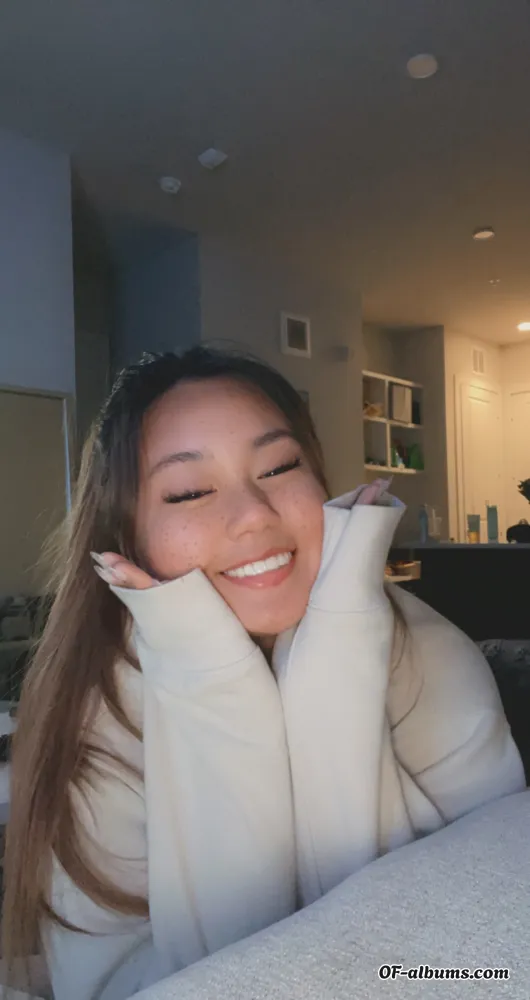 Image #4 of peachykaix