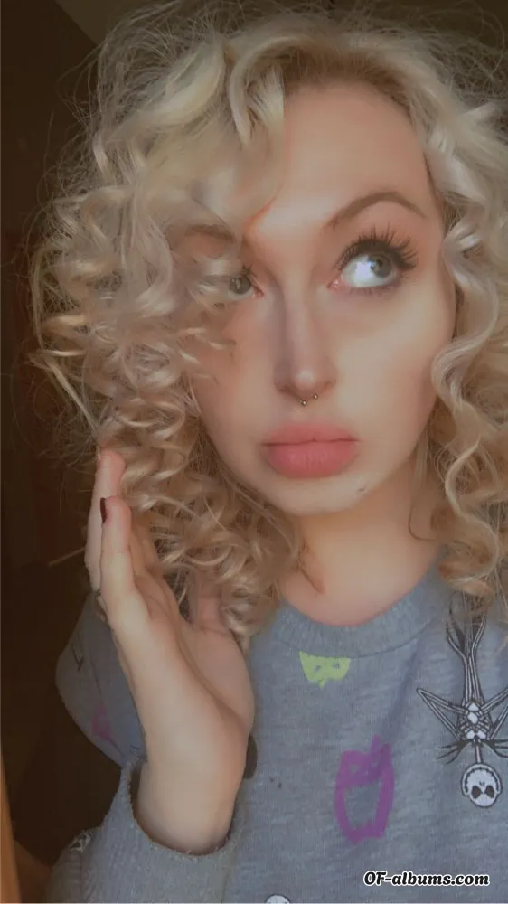 Image #1 of porcelainprincess90