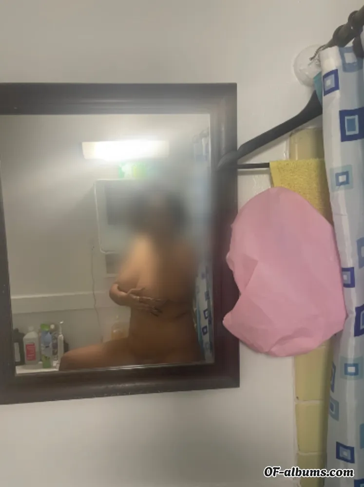 Image #2 of prettybtchlay