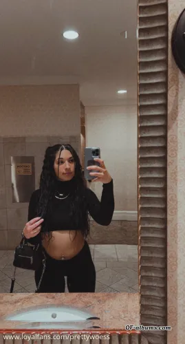 Image #2 of prettywoess