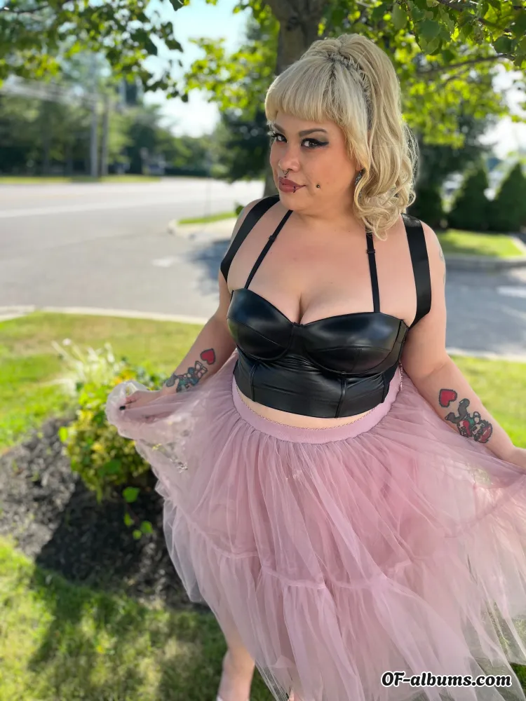Image #3 of princessblowies