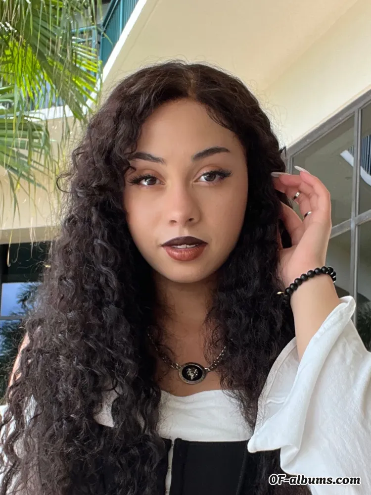 Image #1 of prissybiscuit