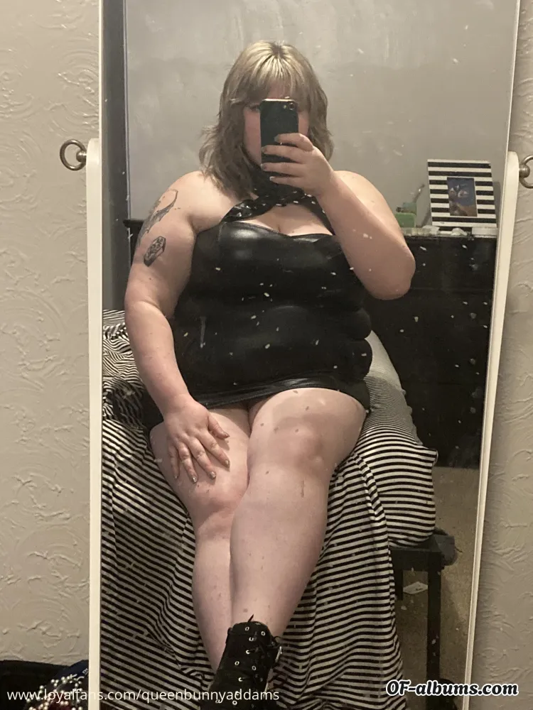 Image #1 of queenbunnyaddams