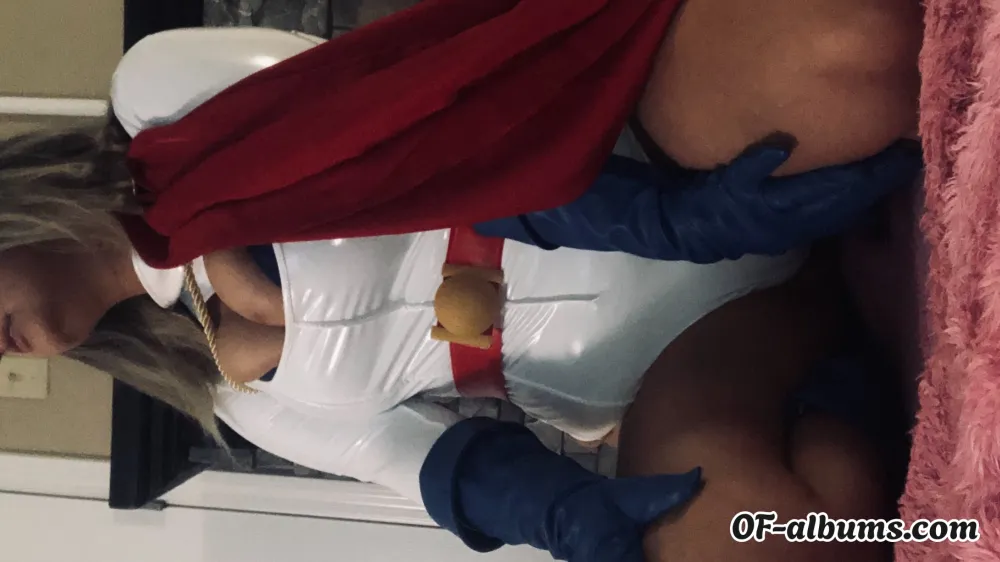 Image #2 of queenkdm