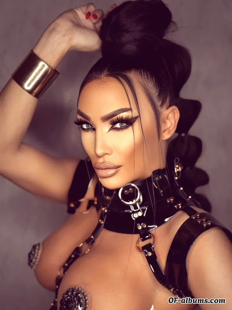 Image #1 of queenlara5