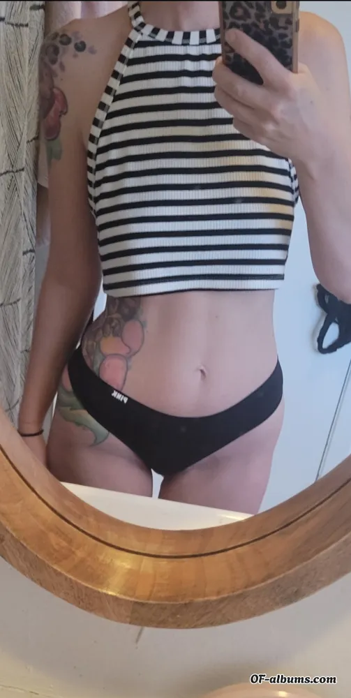 Image #1 of queenofcreme