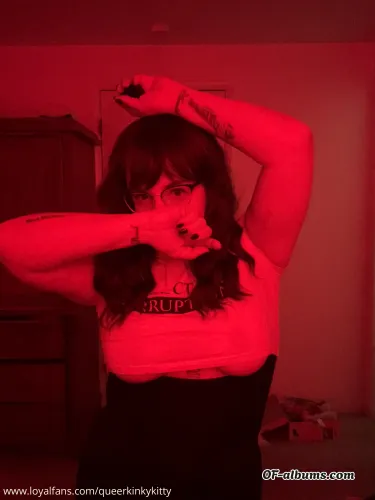 Image #2 of queerkinkykitty