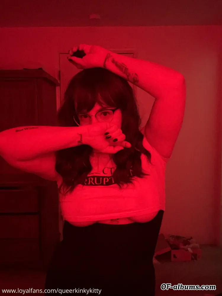 Image #1 of queerkinkykitty
