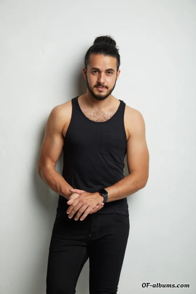 Image #1 of ramiontherocks-premium