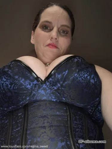 Image #2 of regina_sweet