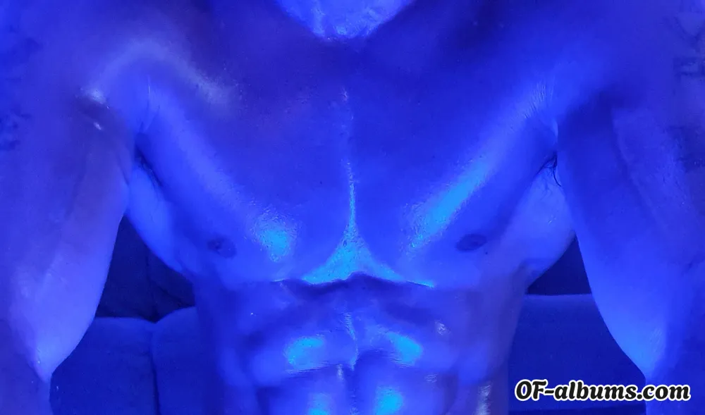 Image #2 of rippedredneck06