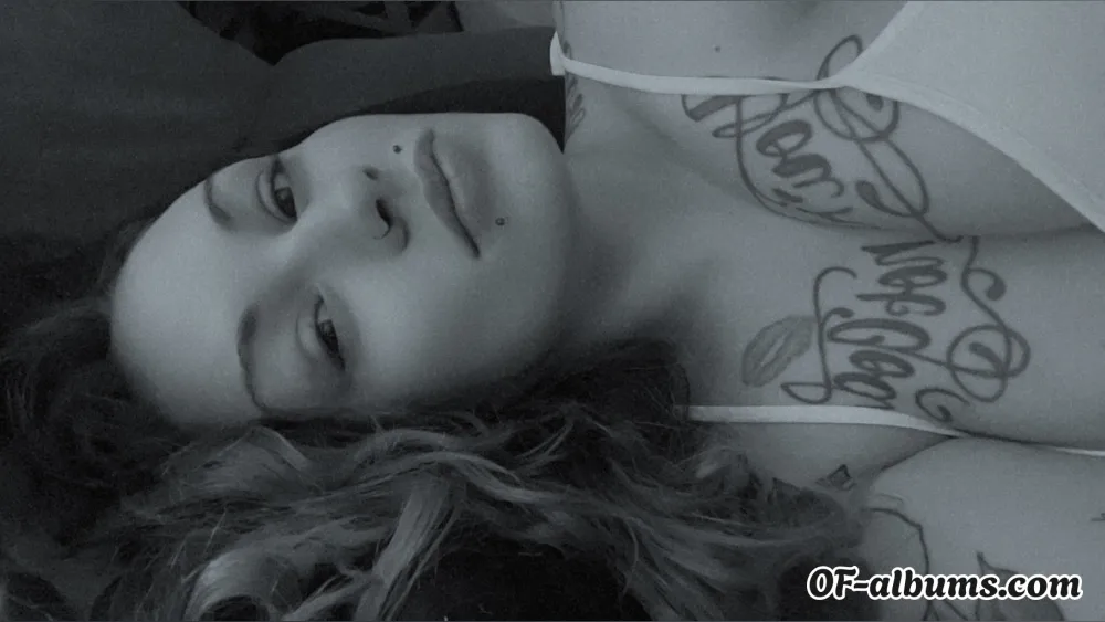 Image #2 of rissygray