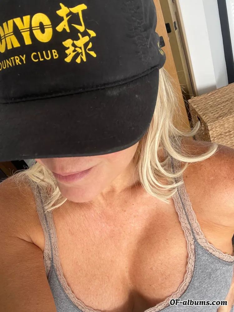 Image #1 of rozzswitzer