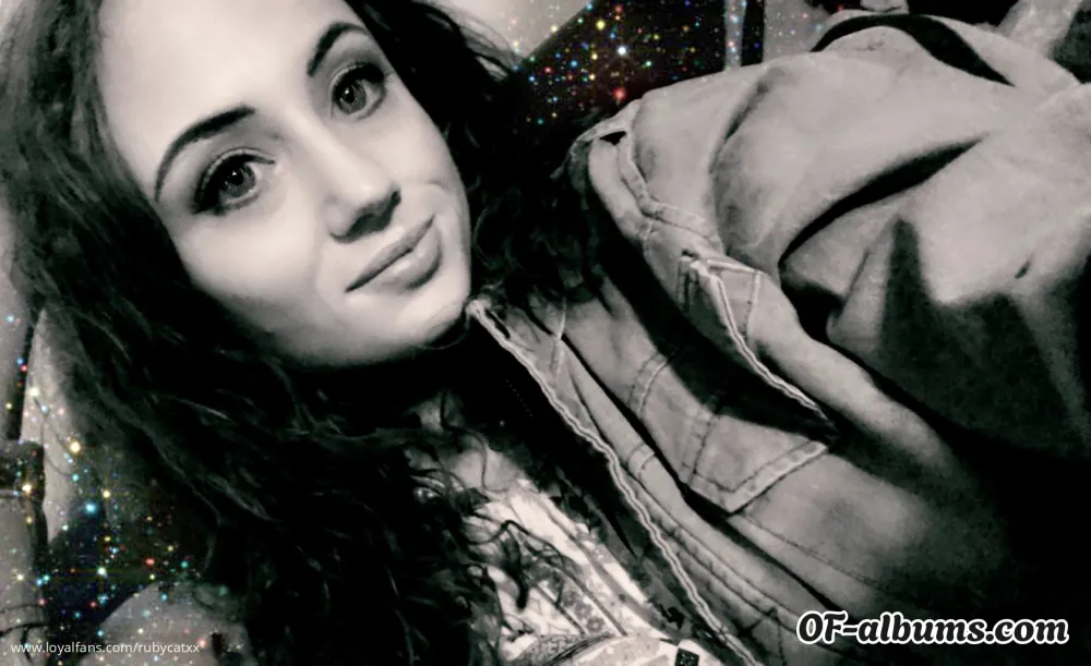 Image #4 of rubycatxx