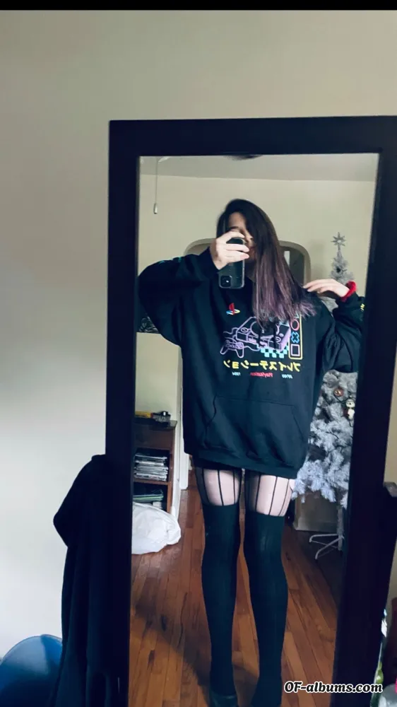 Image #1 of sadgirlcutie