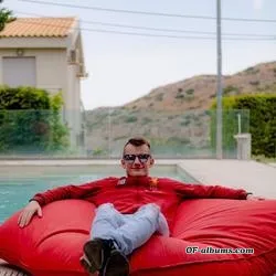 Image #4 of sam_bourne11