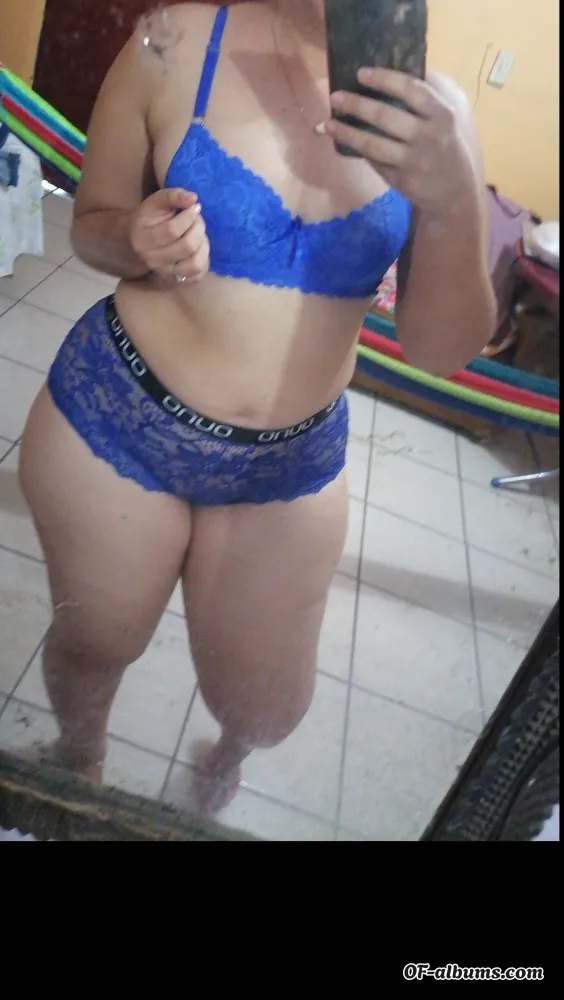 Image #2 of sanrrixxx