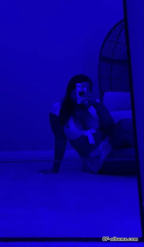 Image #1 of sarahindipityy