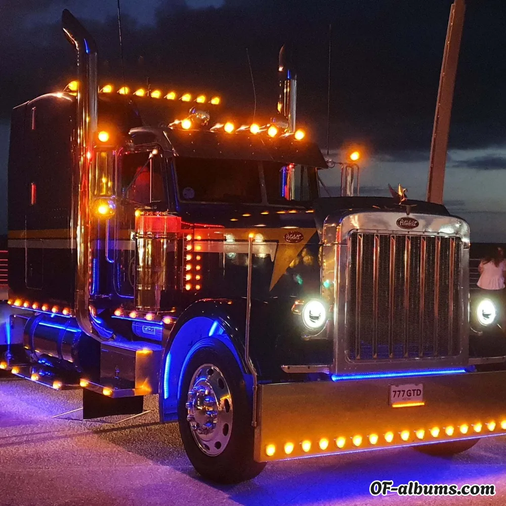 Image #1 of scarlett