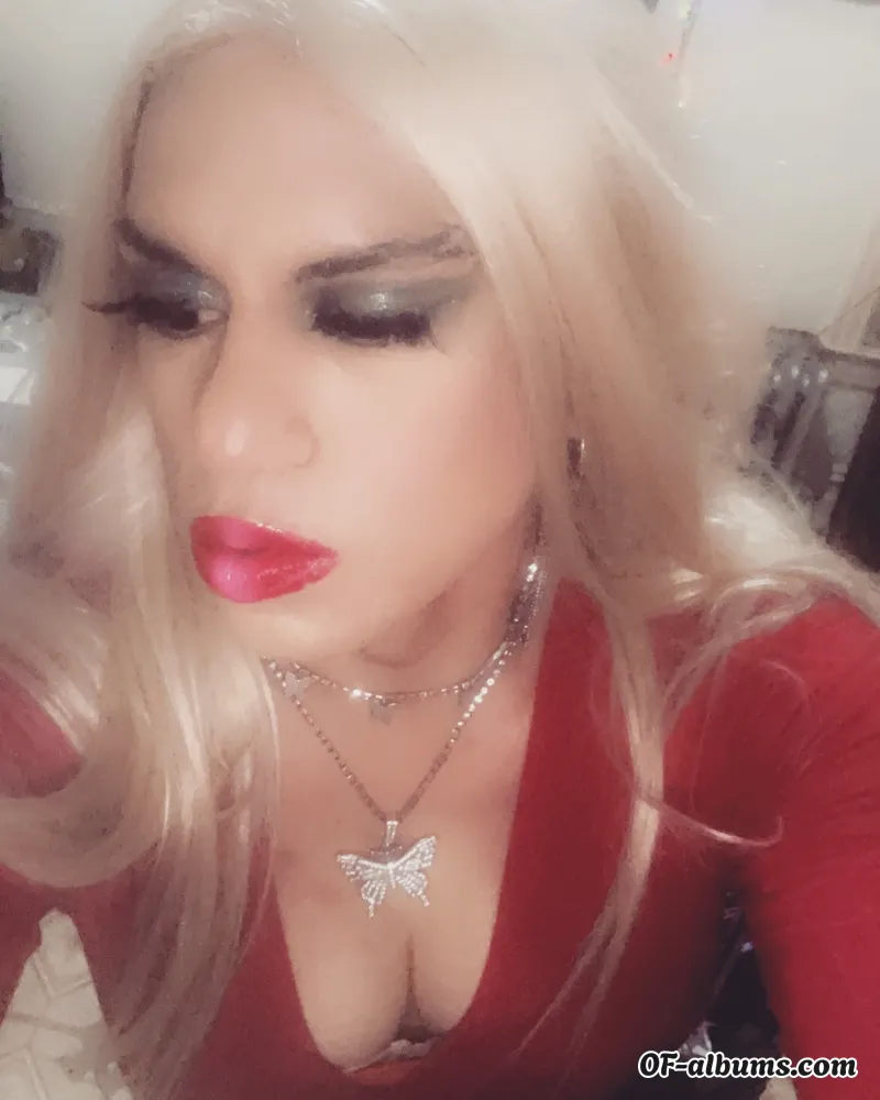 Image #4 of selenakyle