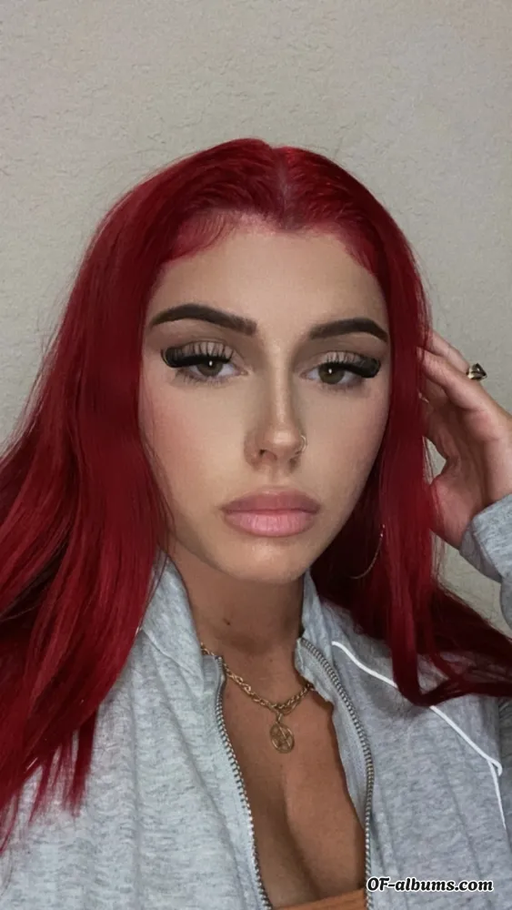Image #1 of selenarossxo