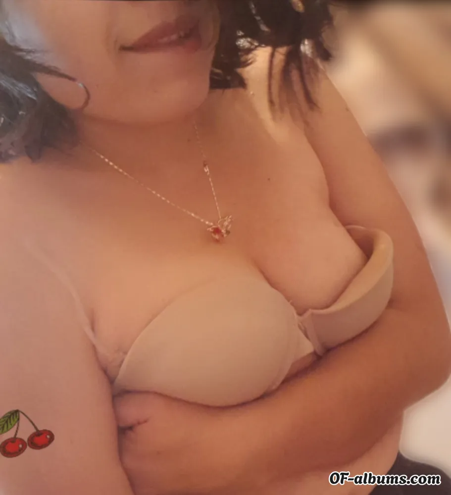 Image #1 of sexiii69