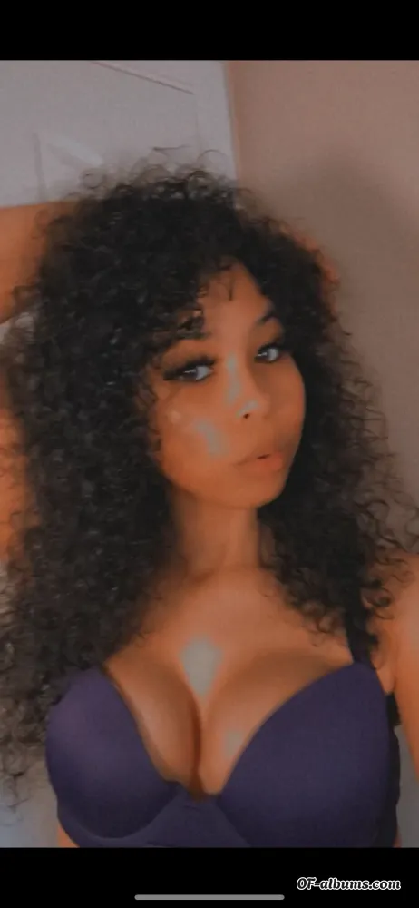 Image #1 of sexxylexie23
