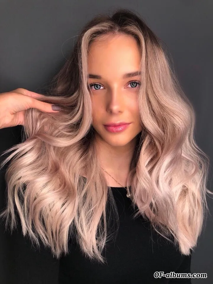 Image #1 of sexy.sandy