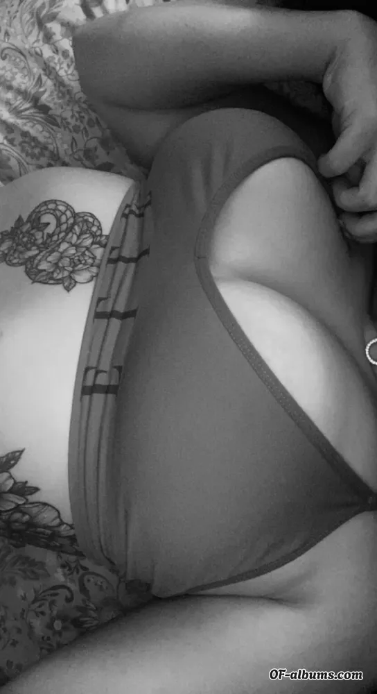 Image #2 of sexycece_x