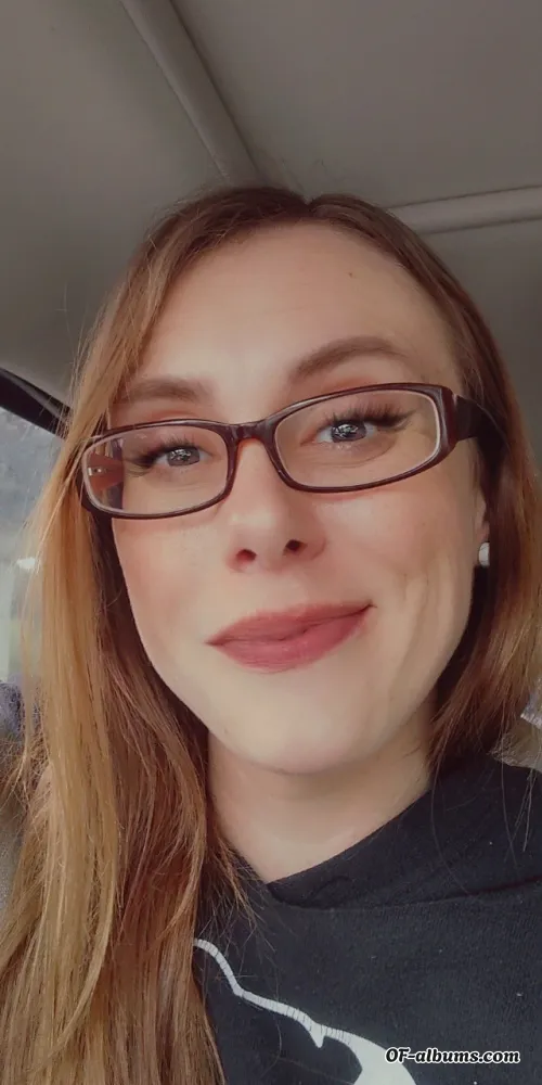 Image #1 of sexylegz1987