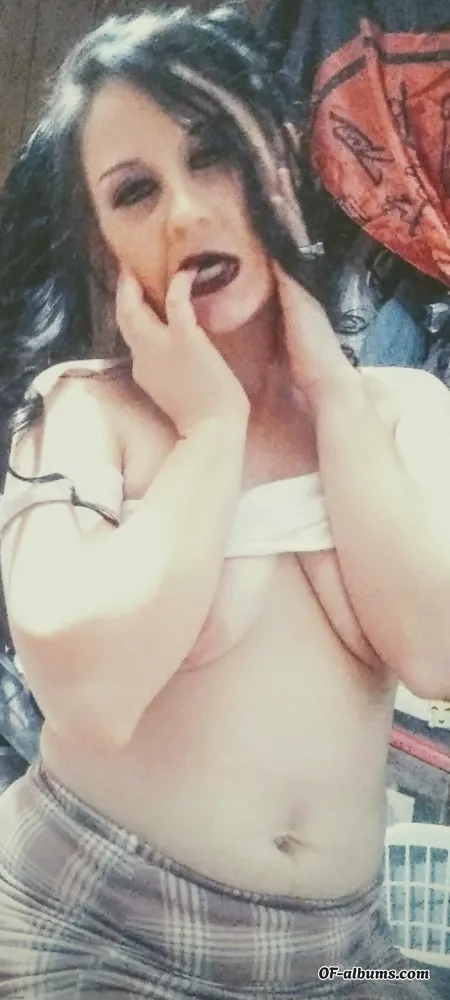 Image #1 of sexylittleprincess1