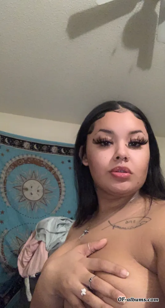 Image #1 of shayyybeee