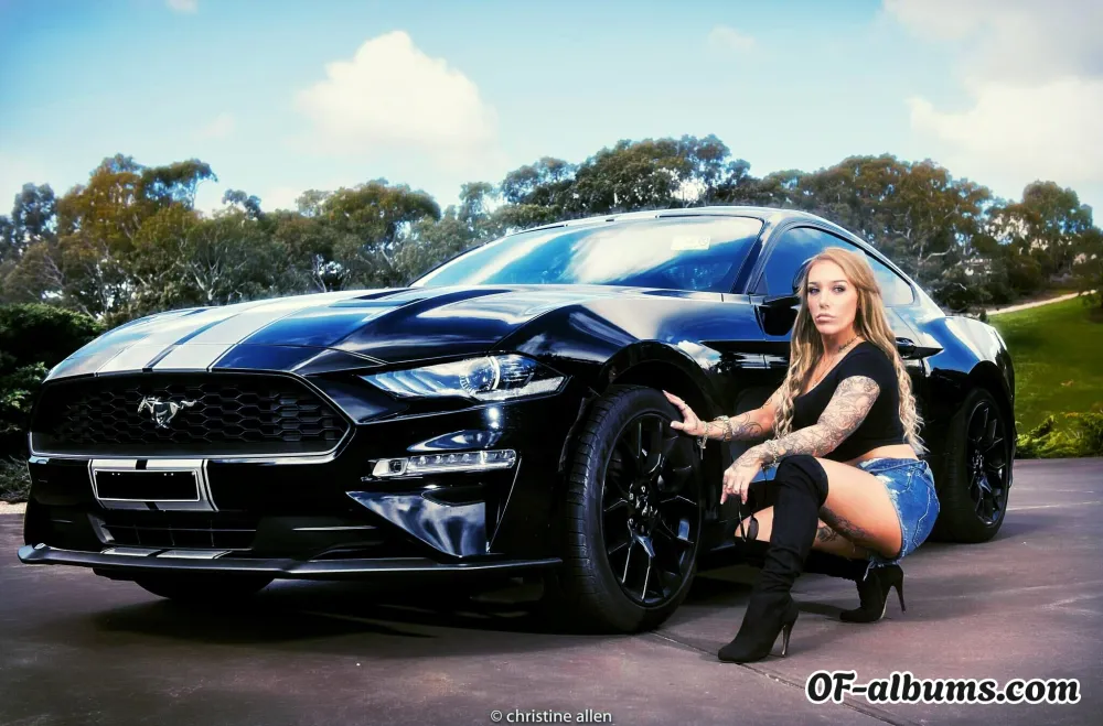 Image #2 of shellydarlingson