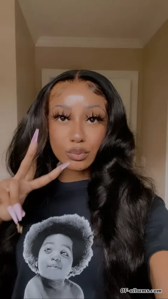 Image #1 of shelovefantasy