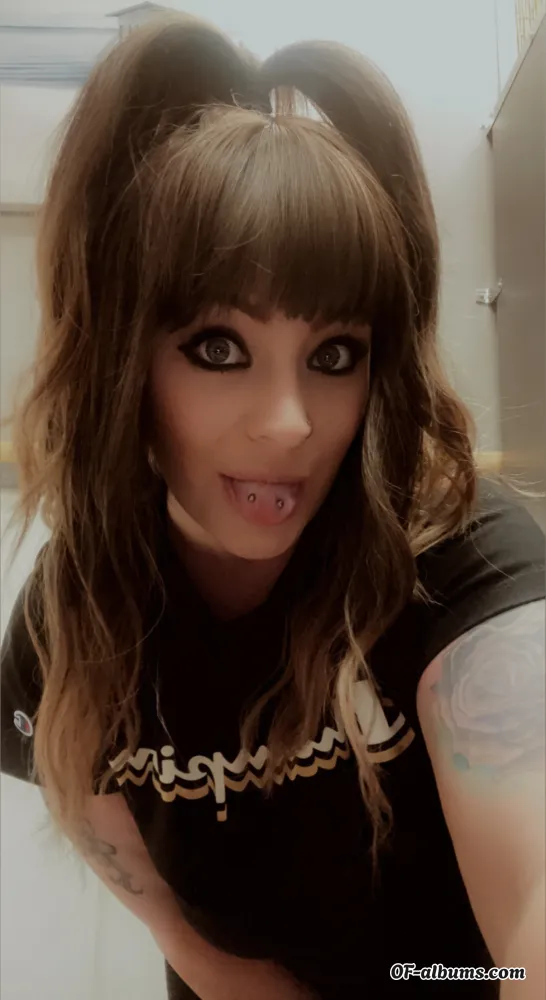 Image #1 of shortpawg
