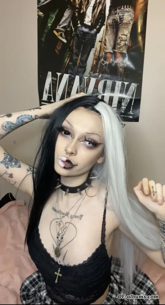 Image #3 of skullfuked