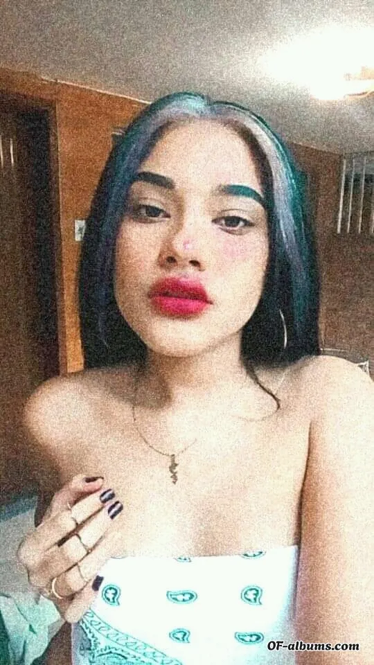 Image #1 of sofiadickson