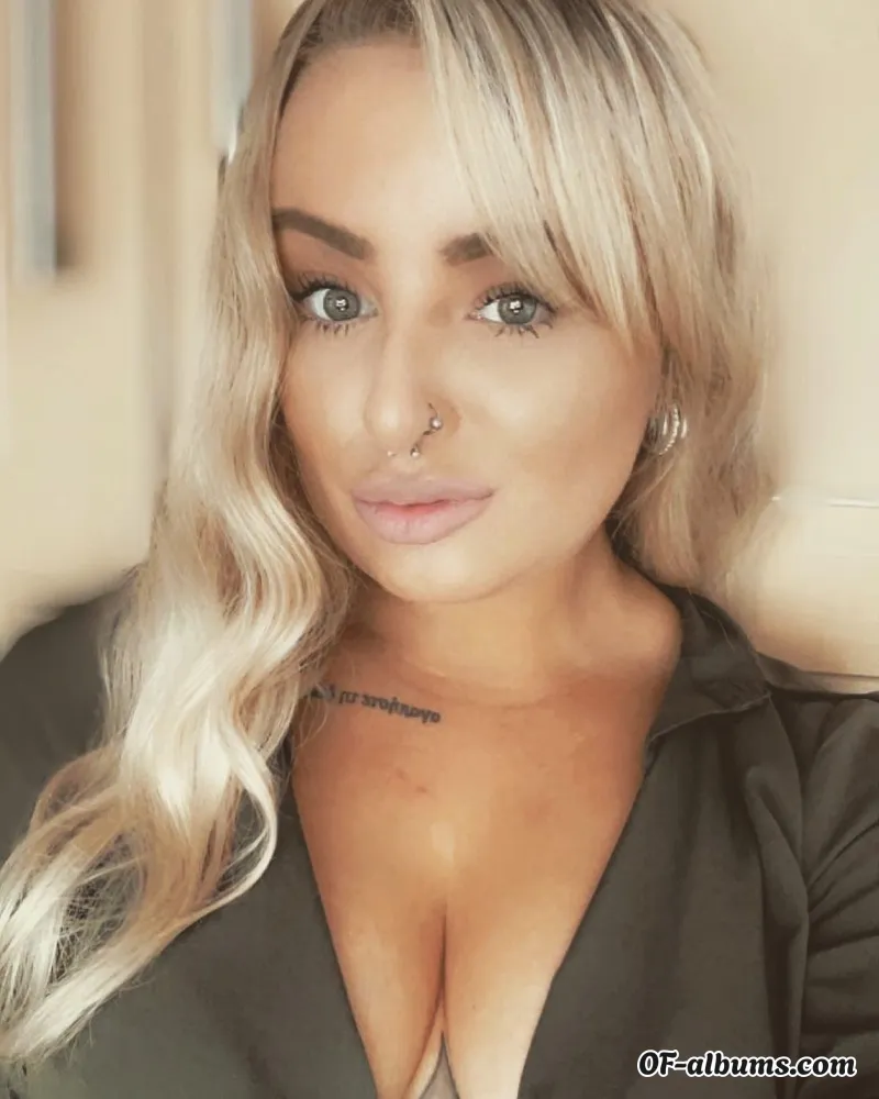 Image #1 of staceylouise94