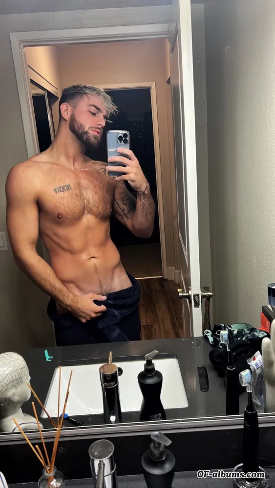 Image #1 of stephanleb