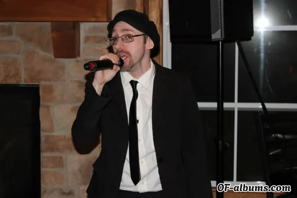 Image #2 of suburbanseej