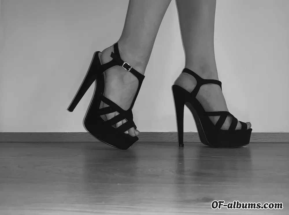 Image #2 of sunnypetite