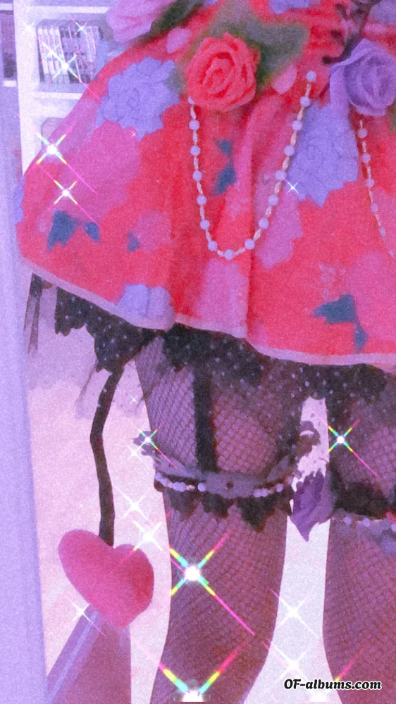 Image #1 of sweetpeachyz