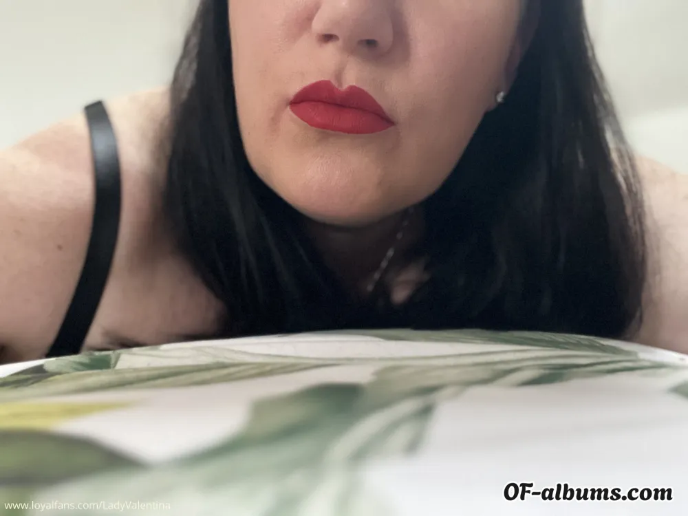 Image #2 of tallwomanfindom