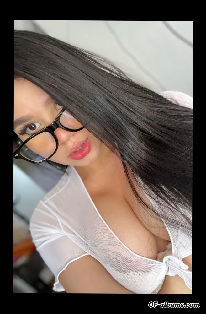 Image #1 of taylaroseof