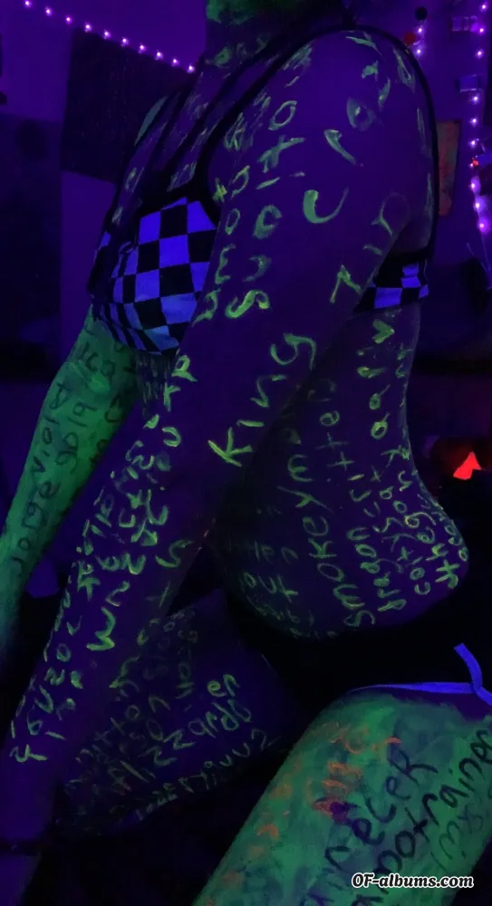 Image #4 of teasinglytrashed